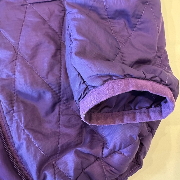 Patagonia Kids' Nano Puff® Diamond Quilt Jacket in EUC - Picture 4 of 5